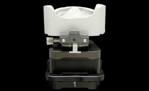 SITUATION INITIALE : modèle mandibulaire avant la numérisation avec le scanner de laboratoire.